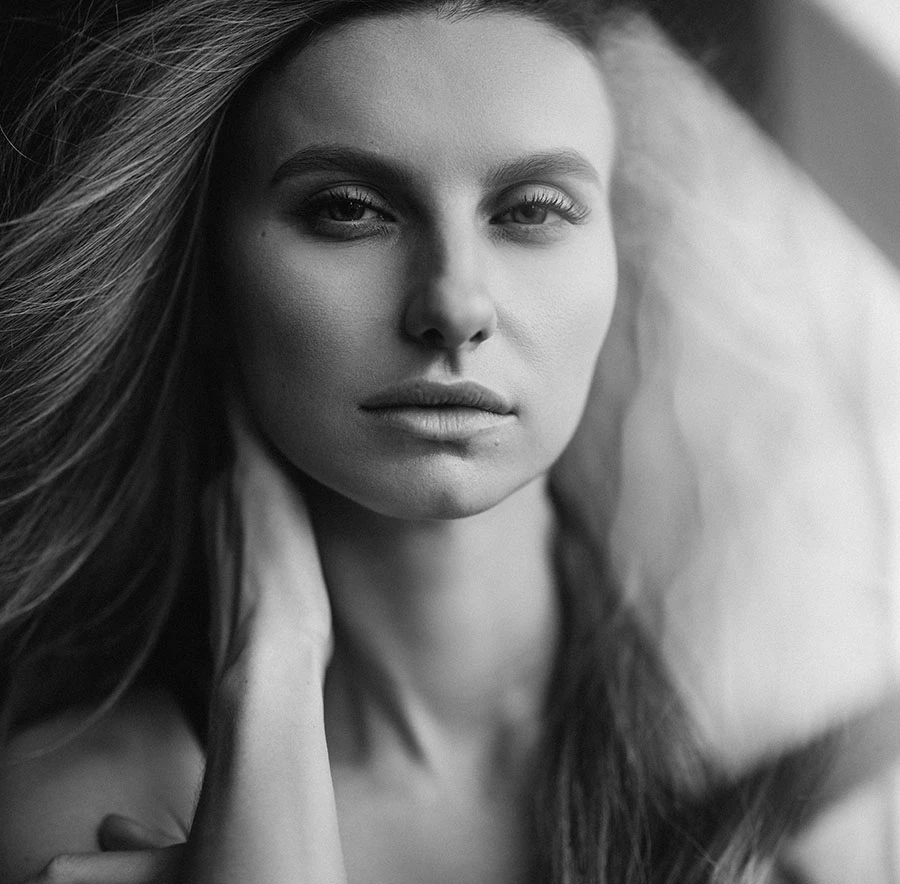black and white photo of beautiful woman | Premier Cosmetic LA